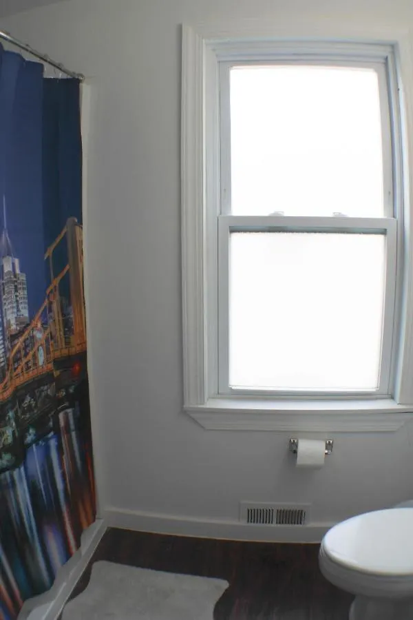 Apartamento 3 Bedroom Southside Pad - Sleeps 8 - Amazing Location Pittsburgh
