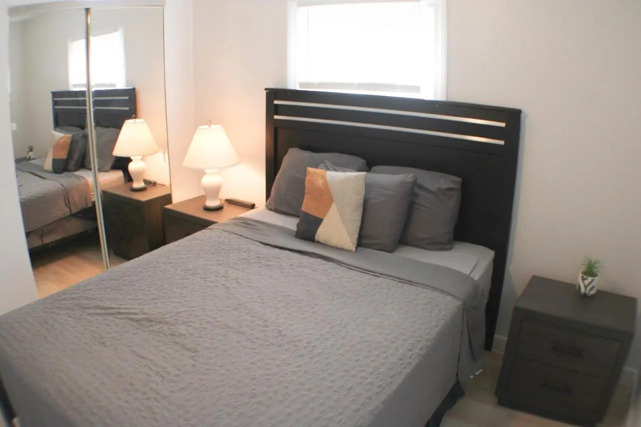 3 Bedroom Southside Pad - Sleeps 8 - Amazing Location Pittsburgh Apartamento